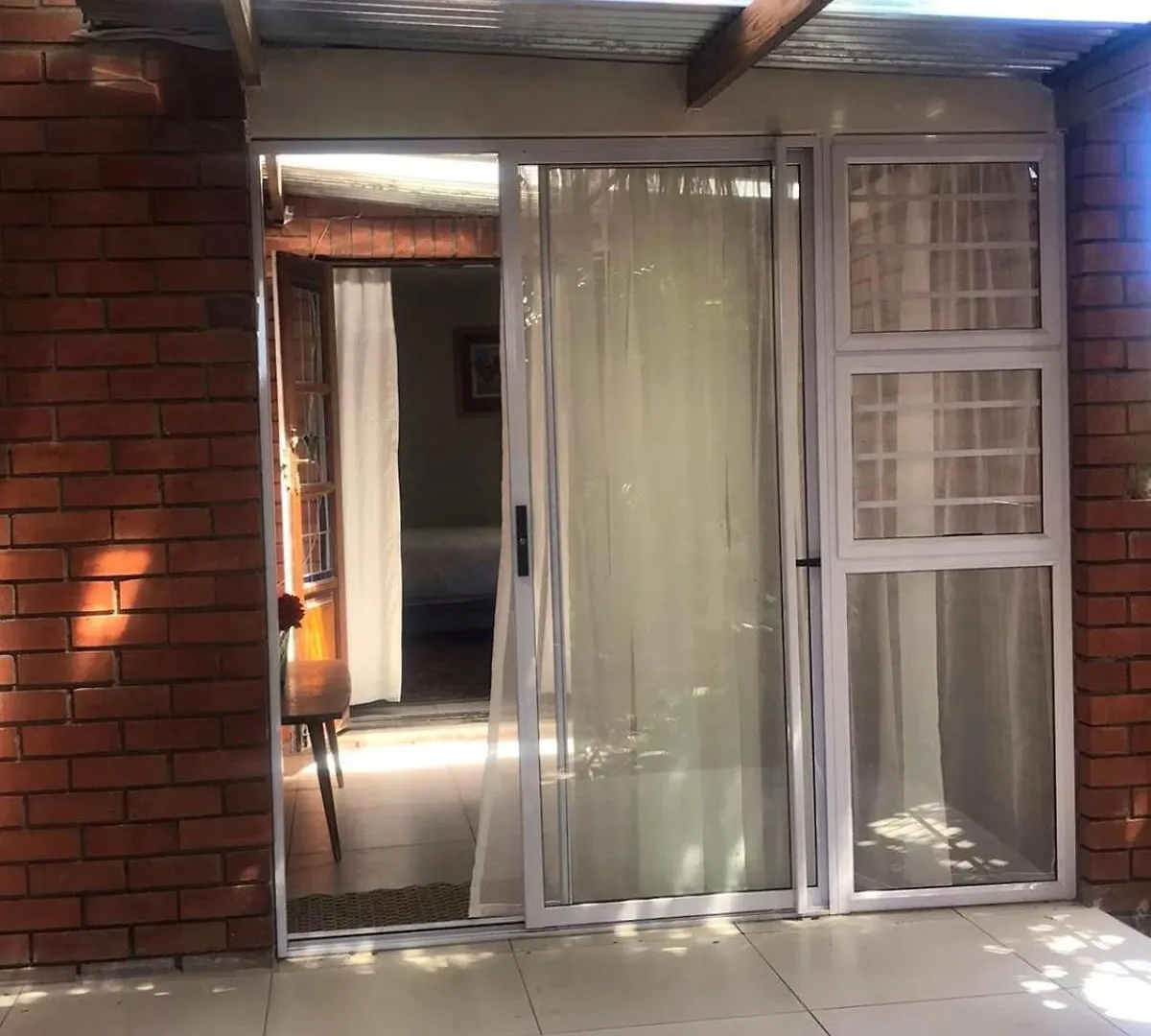 Heights Hideaway Apartment Port Elizabeth